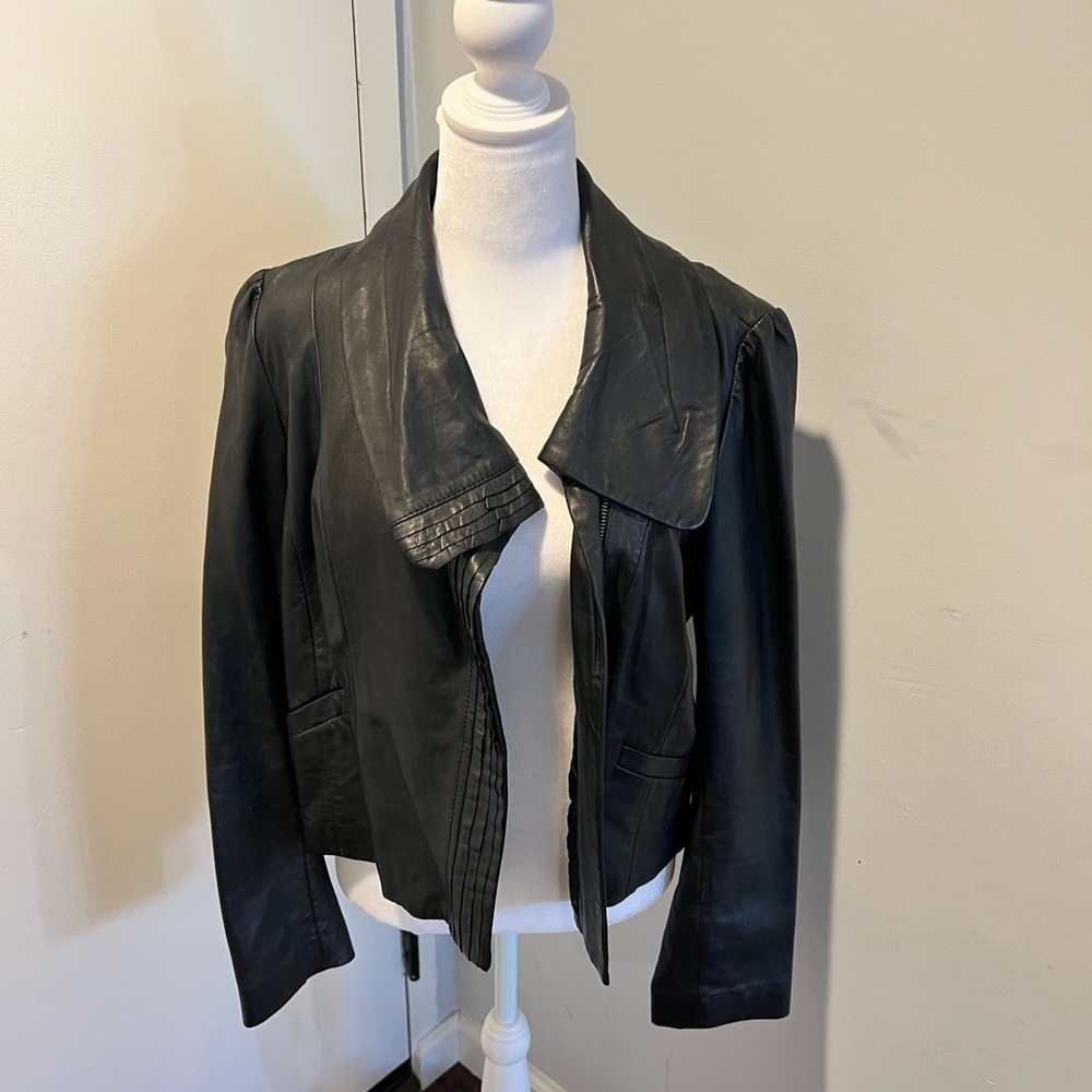 Black leather jacket size Large